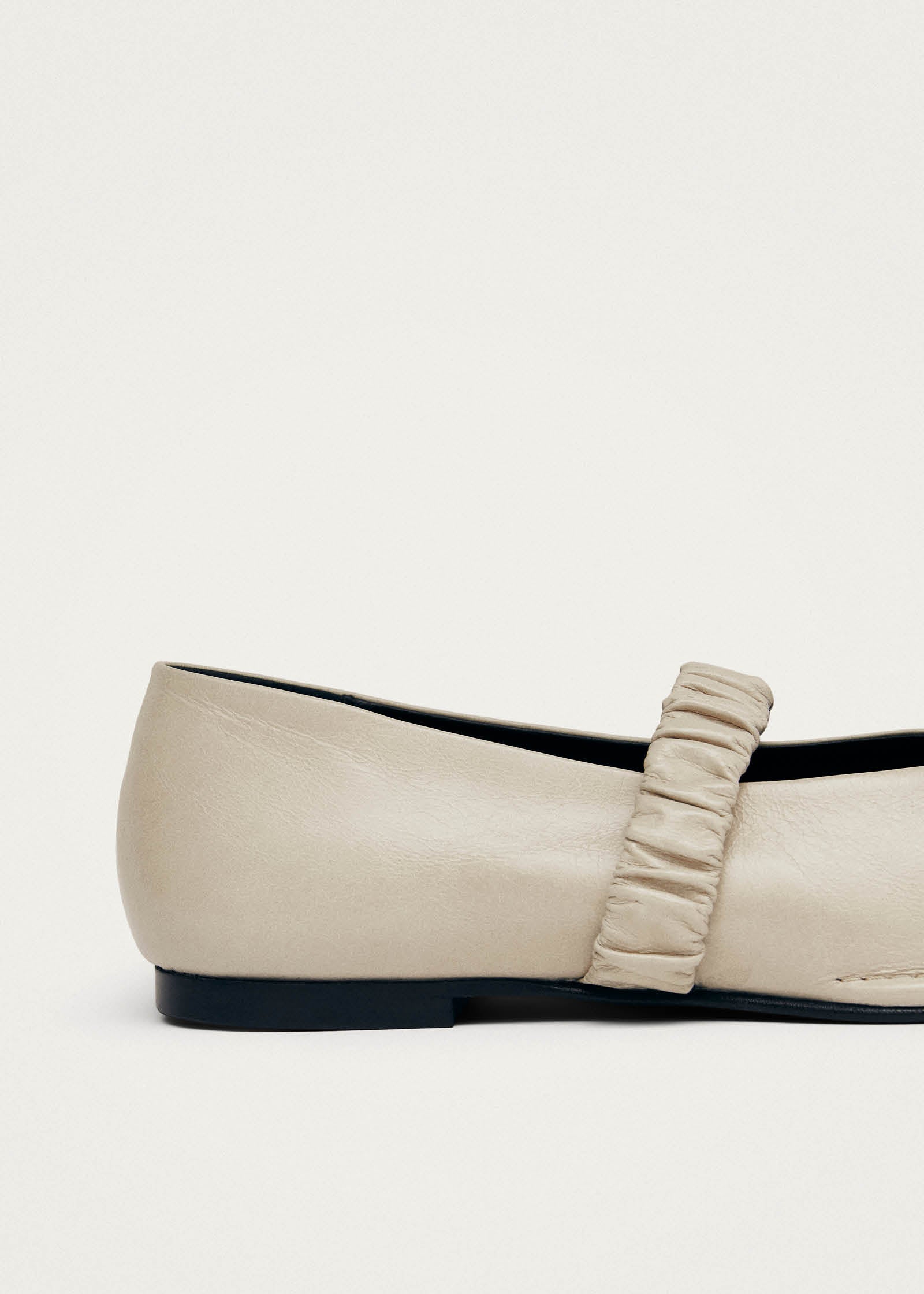 Lautan Cream Leather Ballet Flats - Image 8