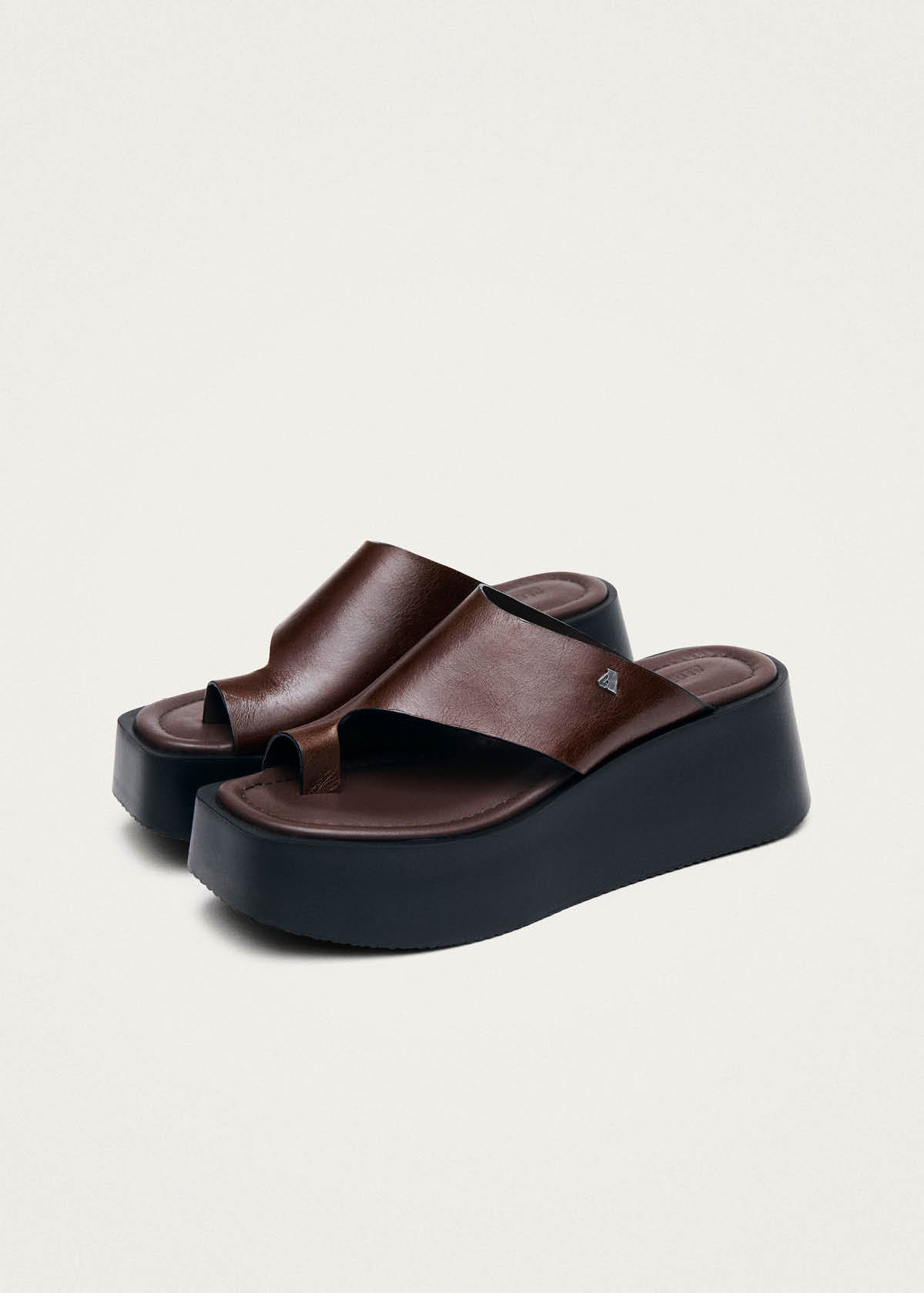 Nova Rift Brown Leather Sandals - Image 2