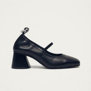 Rhiane Black Leather Pumps