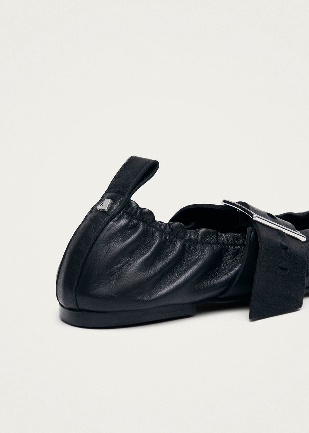 Sarea Black Leather Ballet Flats - Image 7